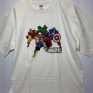 Uniqlo Marvel Ivory Unisex T-Shirt New Size S